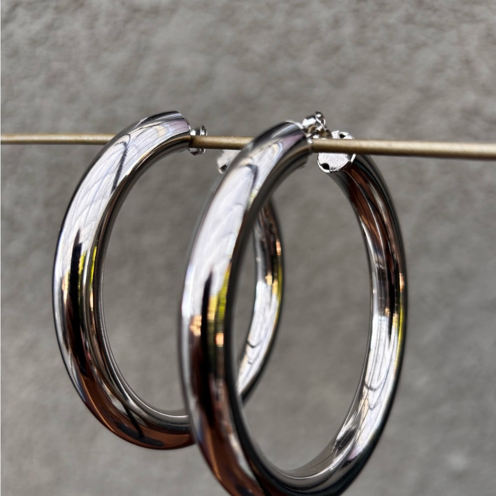 Vintage Laura Vogel New York City 1980s Hoop Earrings -